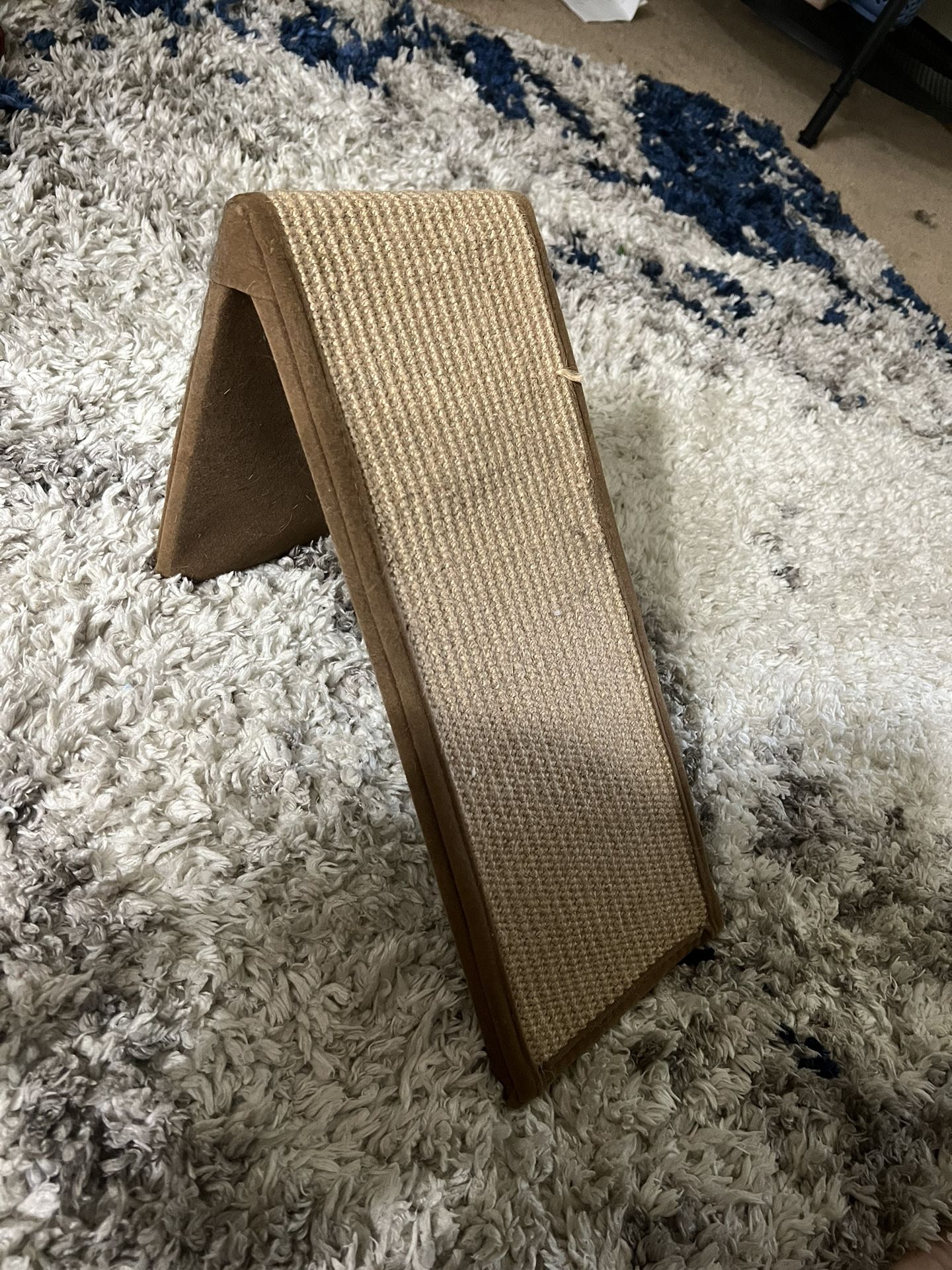 Cat Scratcher