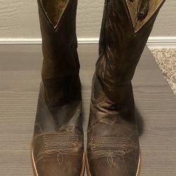 MOONSHINE SPIRIT MEN'S CUTAWAY WESTERN BOOTS - SQUARE TOE (SIZE 9 1/2)