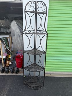 Bronze Corner Shelves 2
