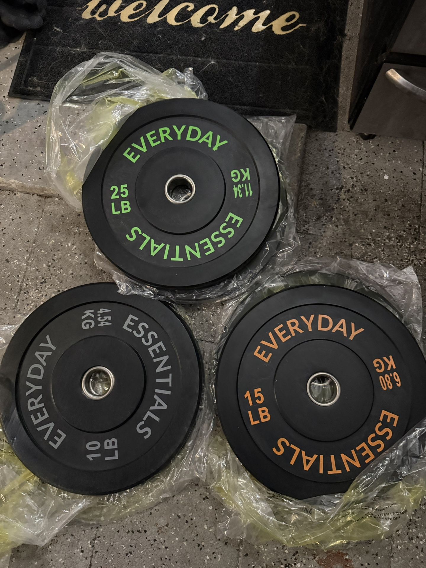 Everyday Essentials Weight Plates set 100 lbs