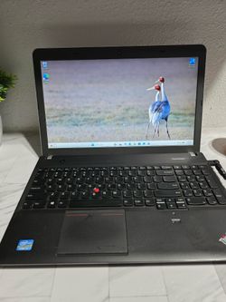 Powerful Lenovo laptop with an Intel Core i7-3632QM CPU at 2.20GHz. It has 8GB of DDR3 RAM and a 224GB storage drive. The device is equipped with Inte
