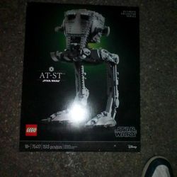 Ultimate Collector's Series AT-ST Lego Star Wars