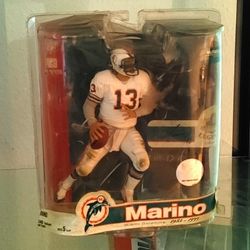 Dan Marino action Figure NFL Legends Series 3 2007 Miami Dolphins McFarlane  Toy for Sale in Houston, TX - OfferUp