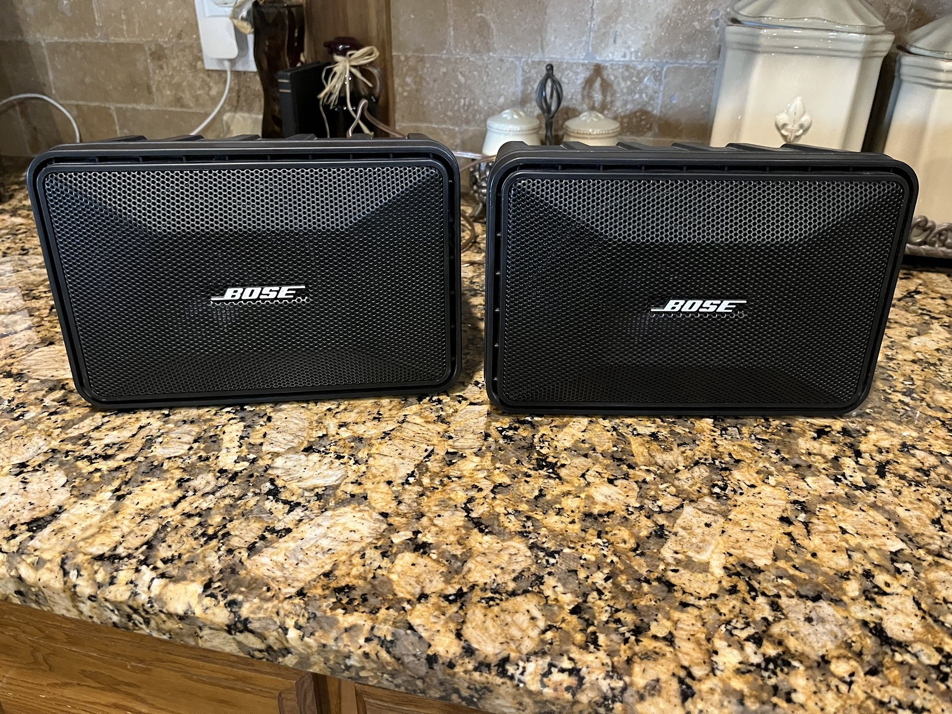 Bose speakers. Set Of 2