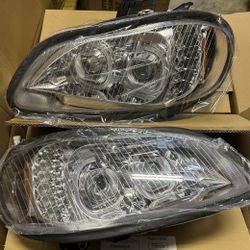 LA Zona Auto Parts 2003 to 2019 Freightliner Business Class M2 106 and 112 LED Projector Headlight Faros Micas Camion 