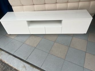 TV Stand Like New