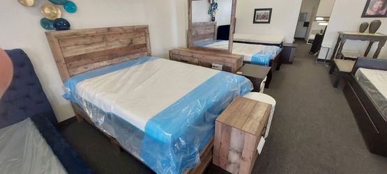 Brown Queen Bedroom Set