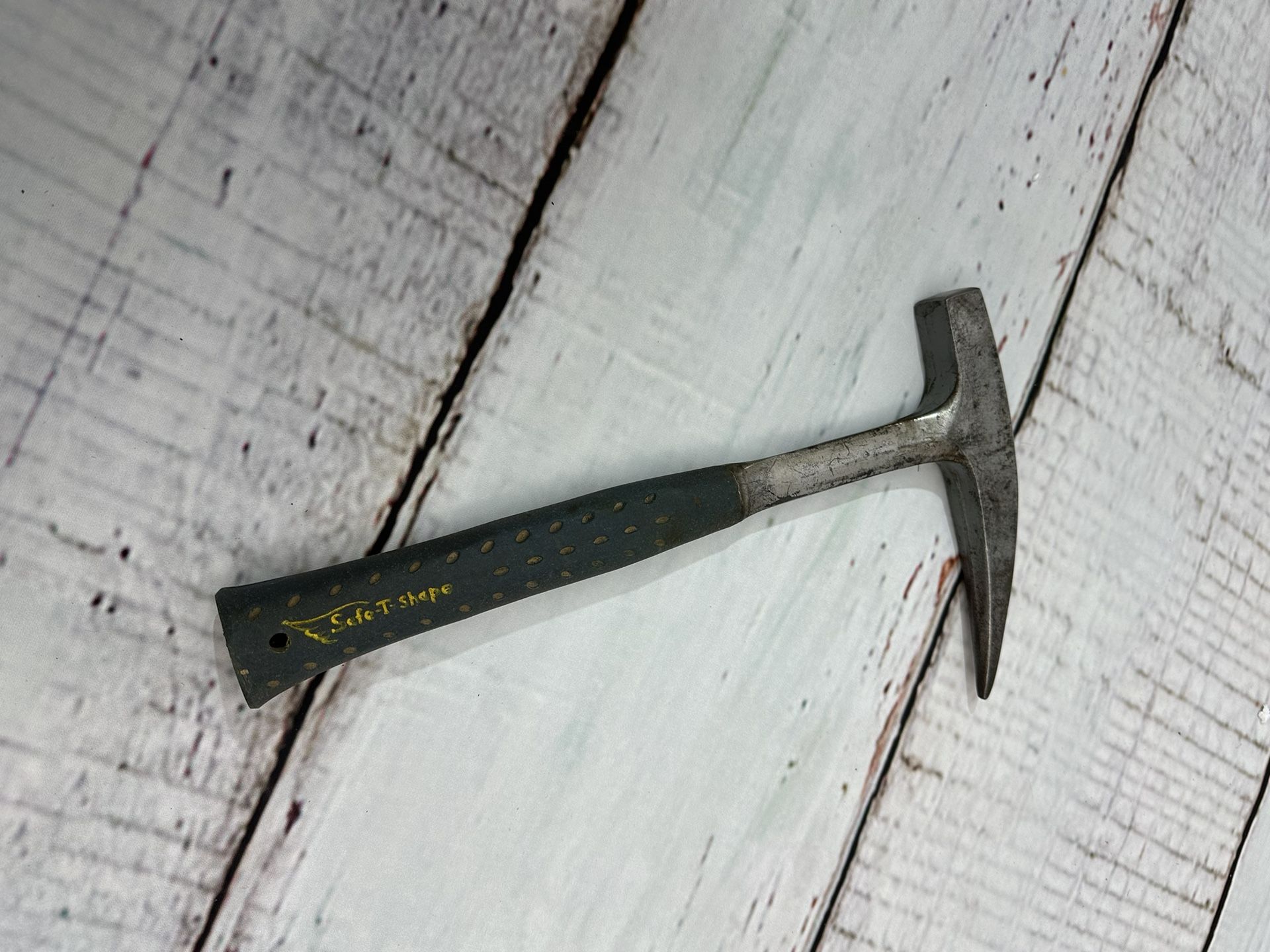 Vintage ESTWING Rock Pick Hammer 22oz. E3-22P sheath Geologist Mining USA Tool