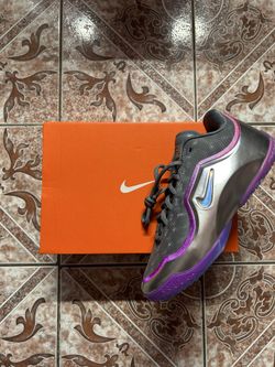 Nike LeBron Chrome Silver Purple Sneaker Size 11