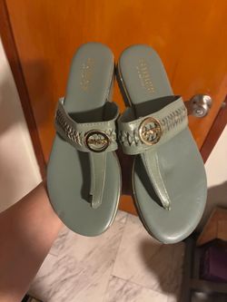 Guess sandals 7
