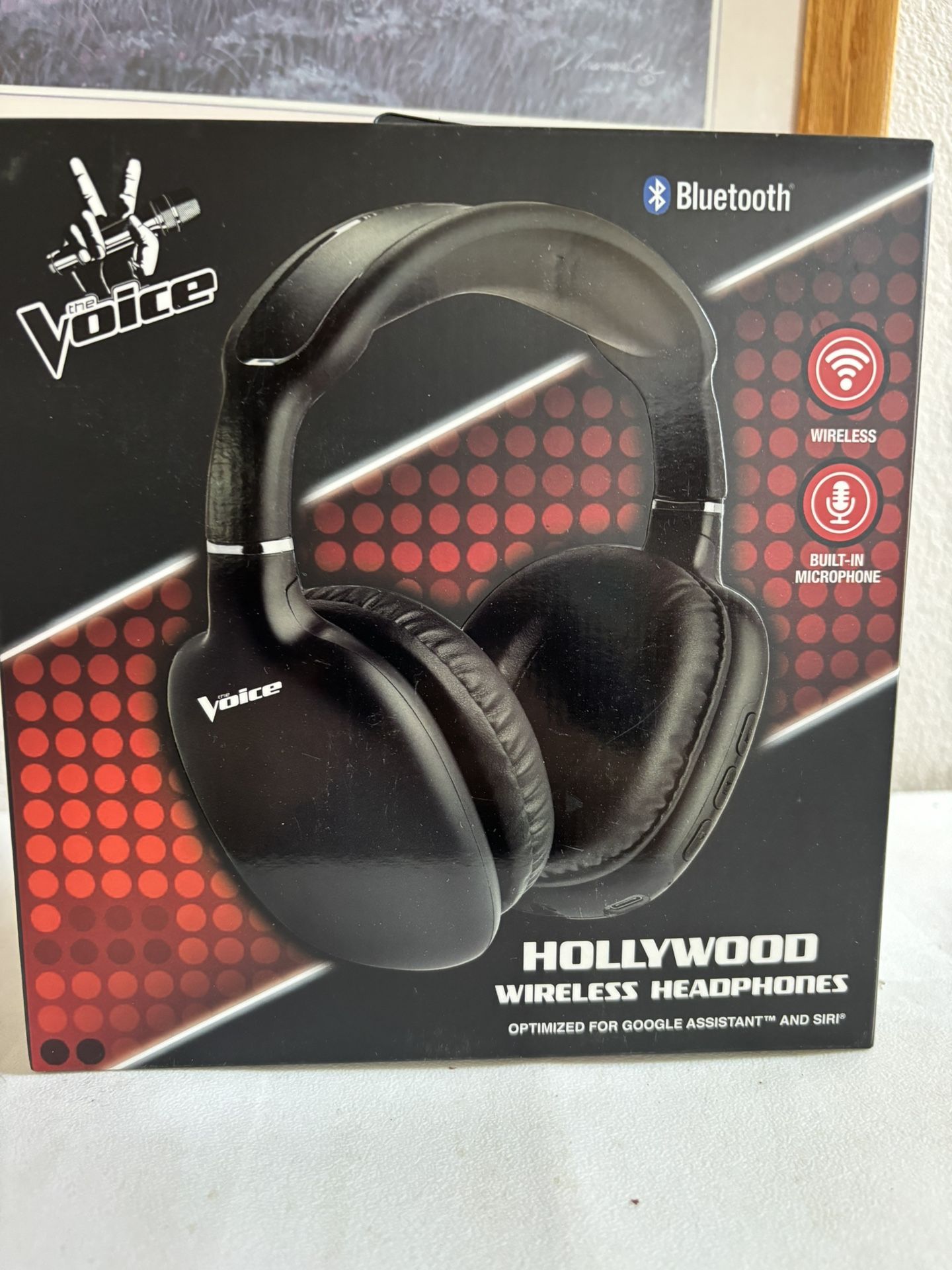 The Voice Hollywood Wireless Headphones