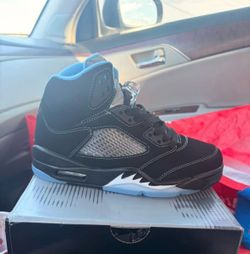 Size 5 Jordan 5s