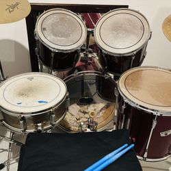 7 Piece Drum Set 