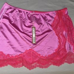 Skims Skirt