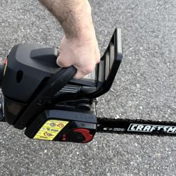 Craftsman 16” Gas Chainsaw (38cc) w/ Case – Ready to Work! 🔥