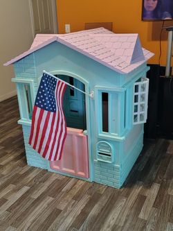 Cute Girls playhouse with Disco Ball