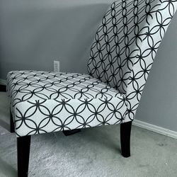 Accent Chair (unused)