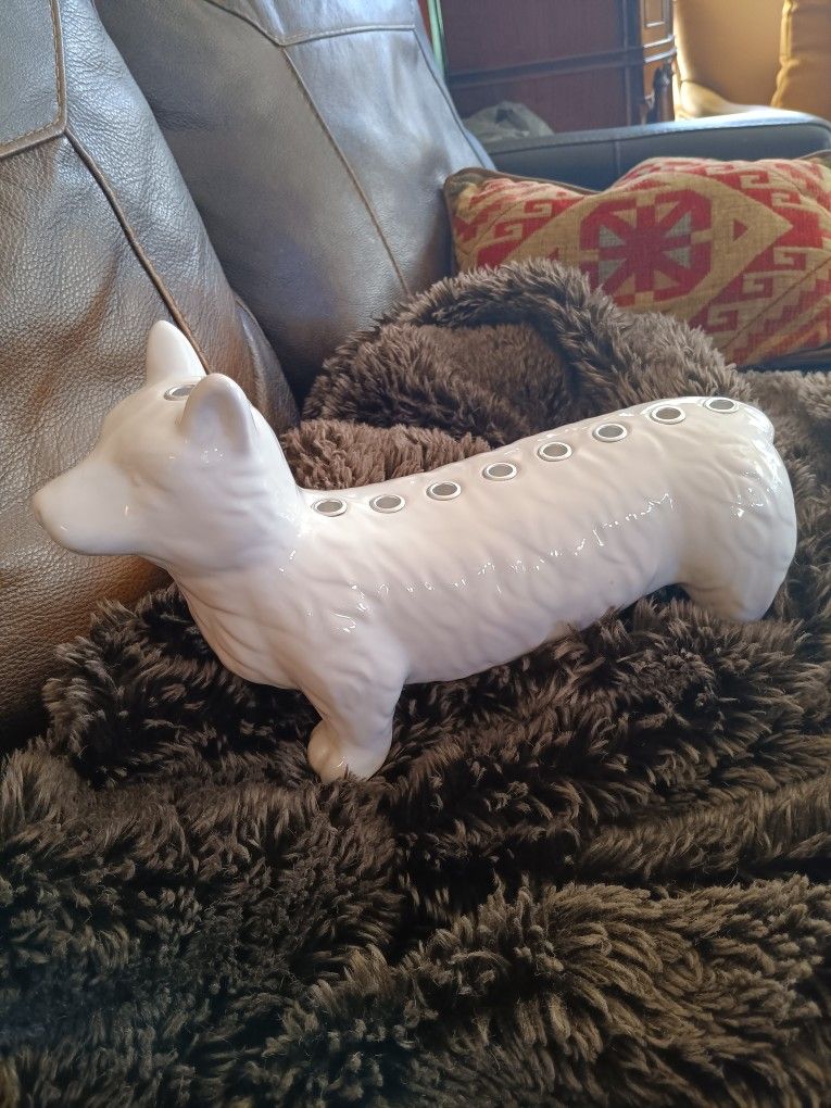 $14 Menorah Ceramic Corgi 12"x 7"
