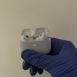 AirPod Pro 2s