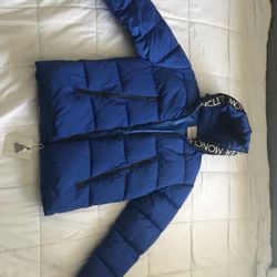 Montclair Moncla Down Puffer Jacket Brand New Great Deal !!!!
