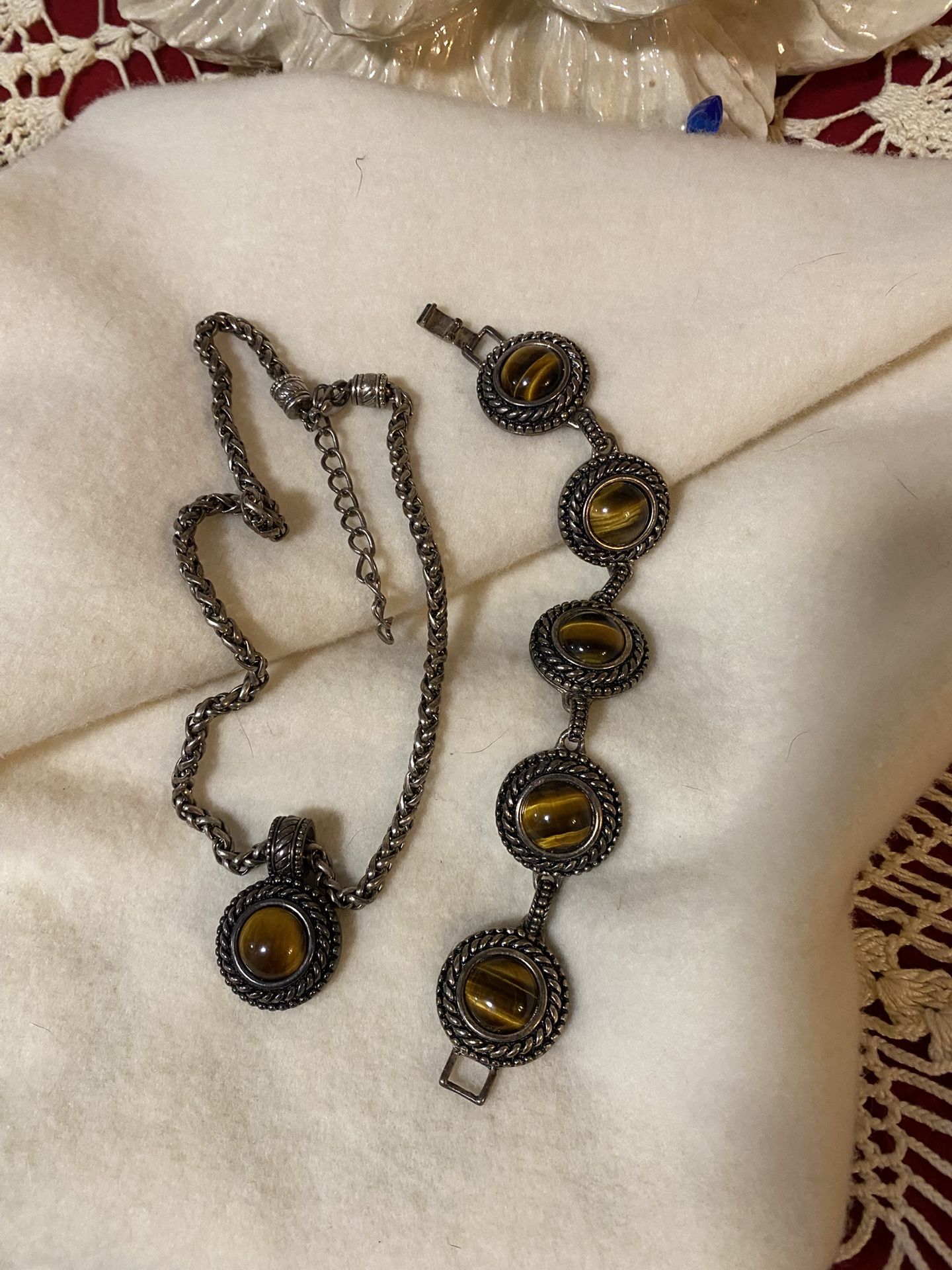 Tigers Eye Bracelet and Necklace