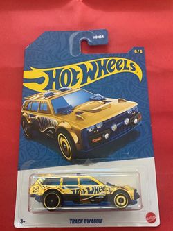 Hot Wheels Track Dwagon Die-Cast Car - Chase