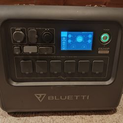 Portable Power Station 2200W /2048WH Bluetti LiFePO4 Battery Pack 