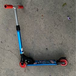 Spider-Man Huffy Scooter