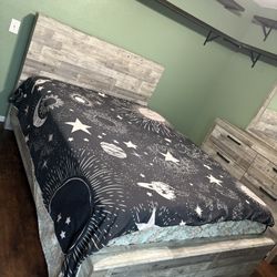 marble woodlike bed frame 