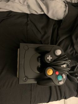 Nintendo GameCube Bundle – Black Console + Smash Controller