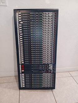 Soundcraft Lx7ii Mixer