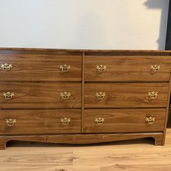 Large Solid Dresser