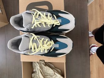 Yeezy boost 700 wave runner