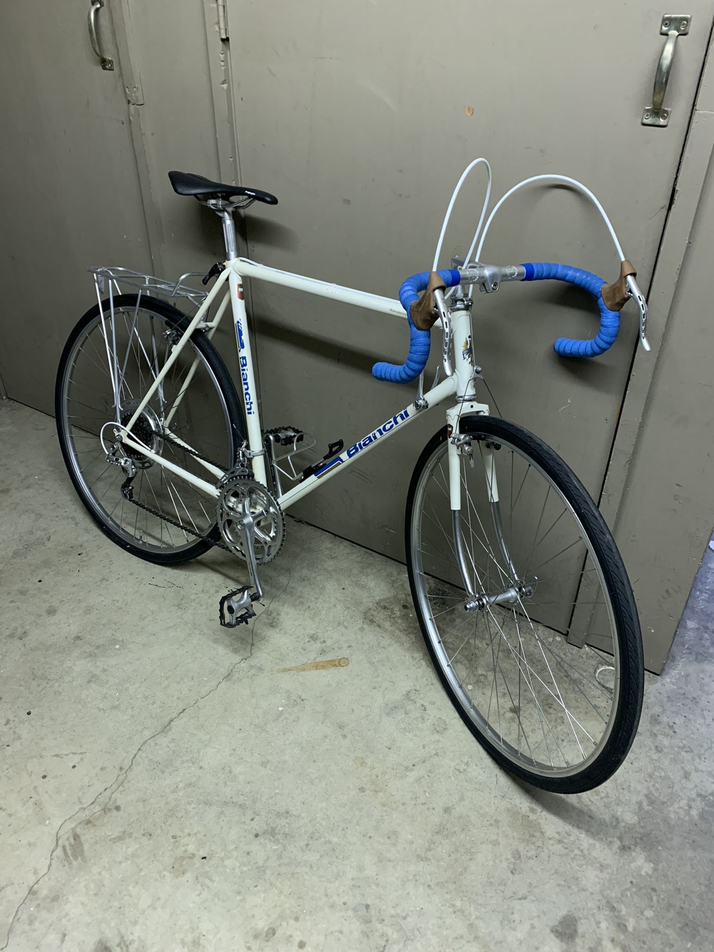 Bianchi Touring Road Bike Excellent Condition