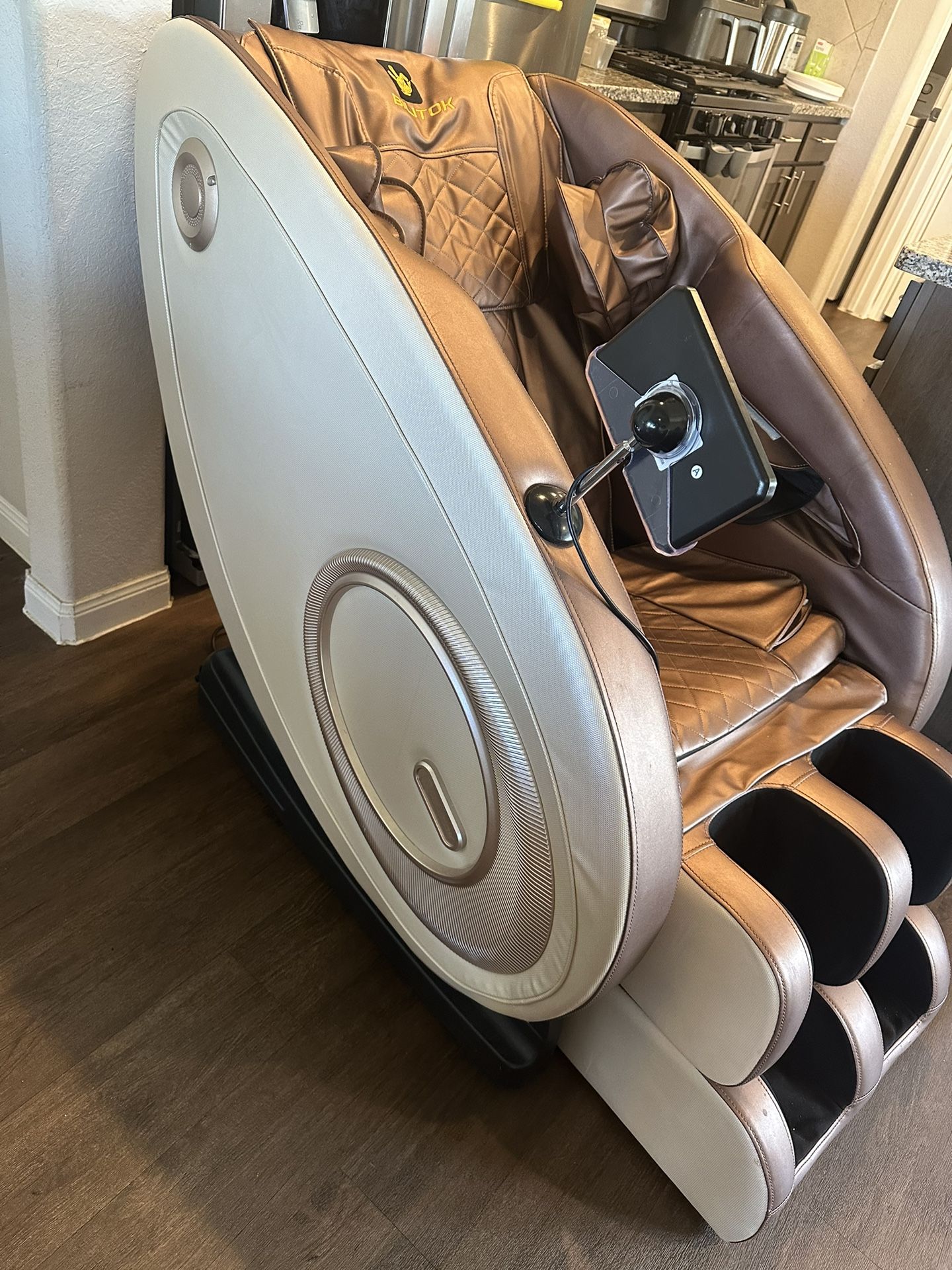 Bilitok massage chair