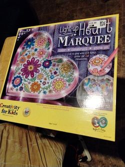 Light-Up Heart Marquee Kits