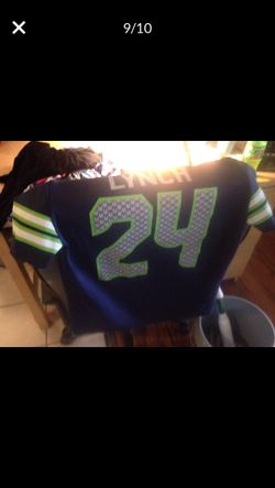 10/12 boys seahawks lynch jersey shirt $25 obo