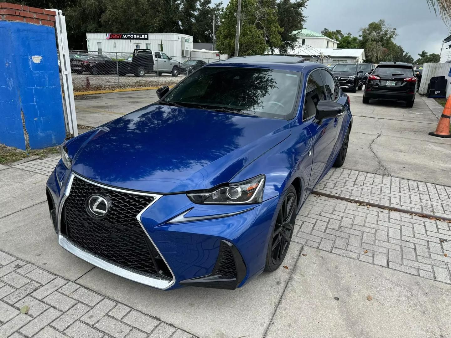 2020 Lexus IS
