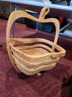 Collapsible Wood Apple Basket