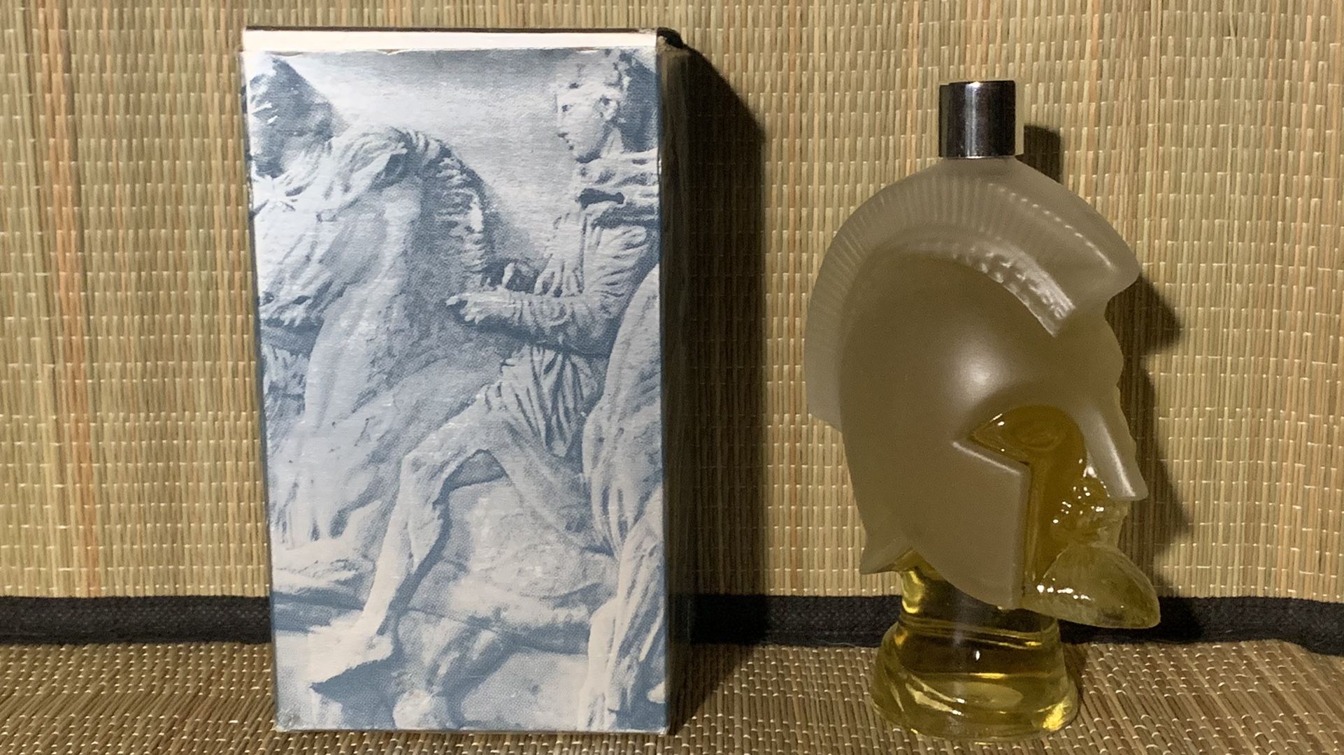 Vintage Avon Tribute To Men Cologne in Collectible 6” Spartan Knight Head & Box 6 fl. ozs. New Full