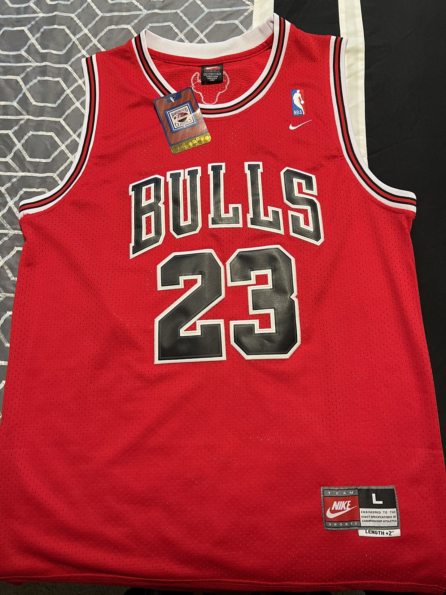 Chicago Bulls, Air Jordan Michael Jordan Basketball Jersey Size Large