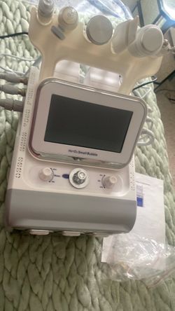 Hydra facial machine