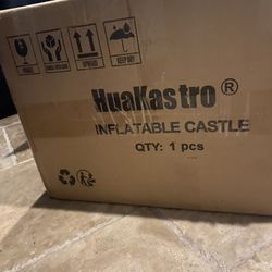 HuaKastro Inflatable Castle