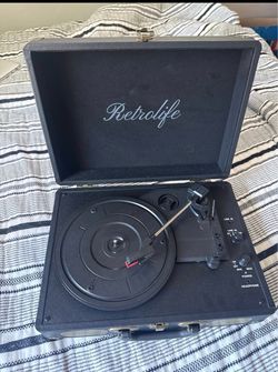 Retro life portable record player