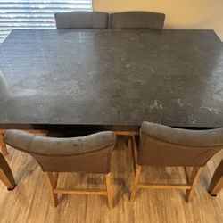 Dining Table & 6 Chairs