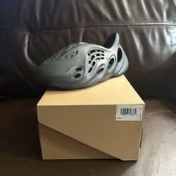 Yeezy Foam Runner Onyx 