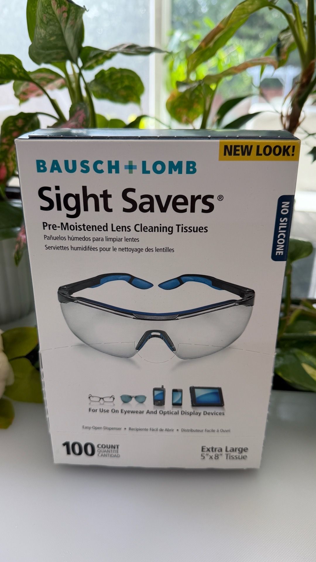 Brand New in Box Bausch + Lomb Sight SaversLens Cleaning Wipes, Pre-Moistened.