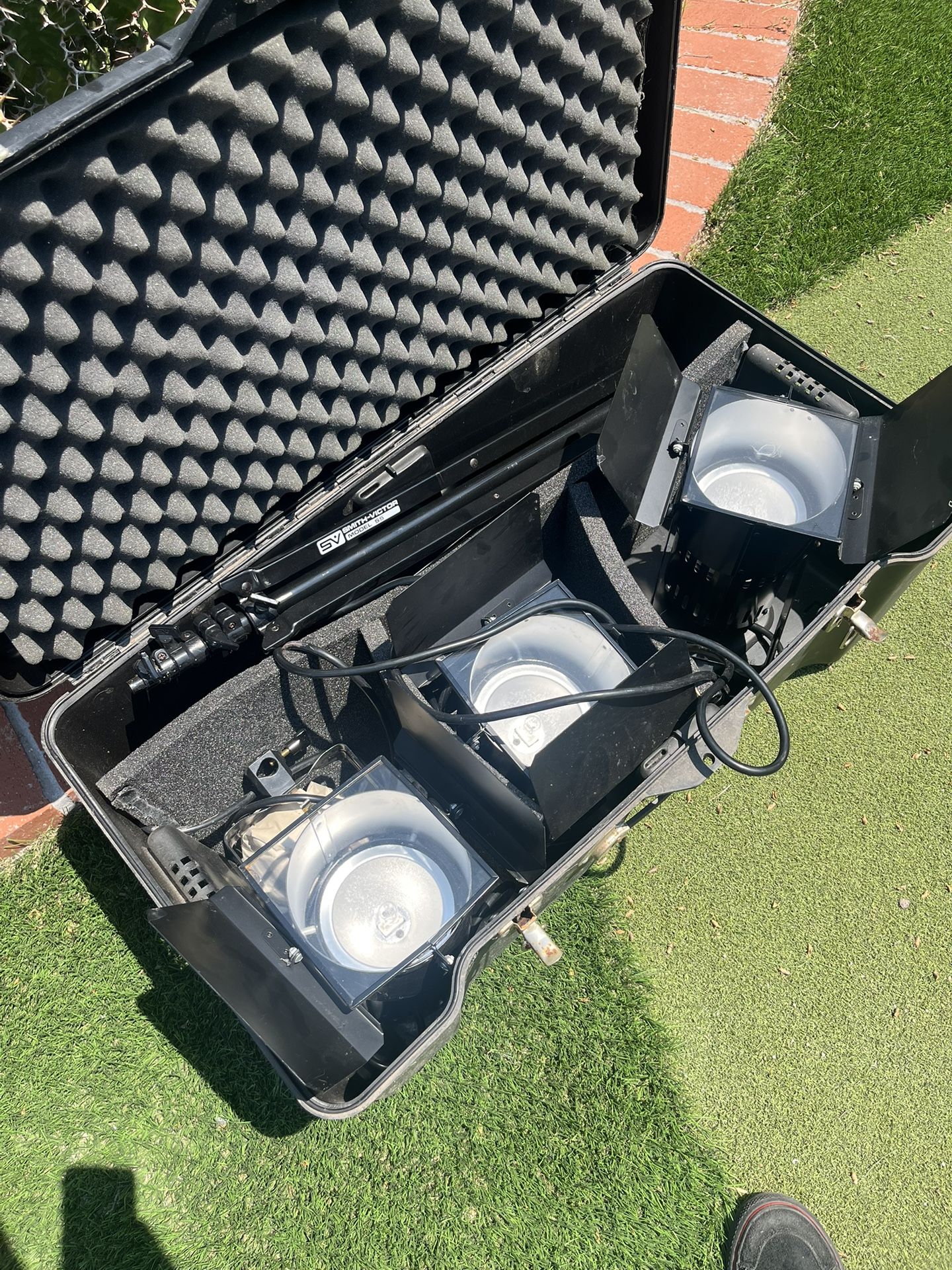 Smith-Victor Studio Photography Lighting Set