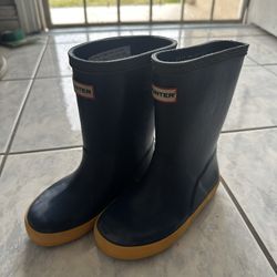 Hunter Rain Boots First Class Size 9