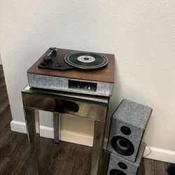 Vinyl Player And Speaker Set 
